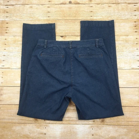 Women's Eileen Fisher Size Medium Jeans - Picture 2 of 5